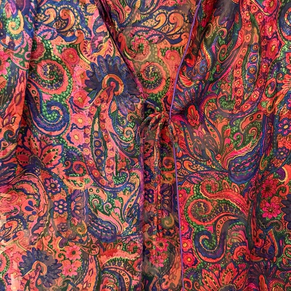 Victoria's Secret Gold Label Kimono Style Robe with Purple Trim Small - Picture 3 of 6